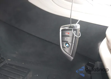 2020 BMW X7 xDrive50I z USA, uszkodzony, nr VIN 5UXCX4C09L9B25687